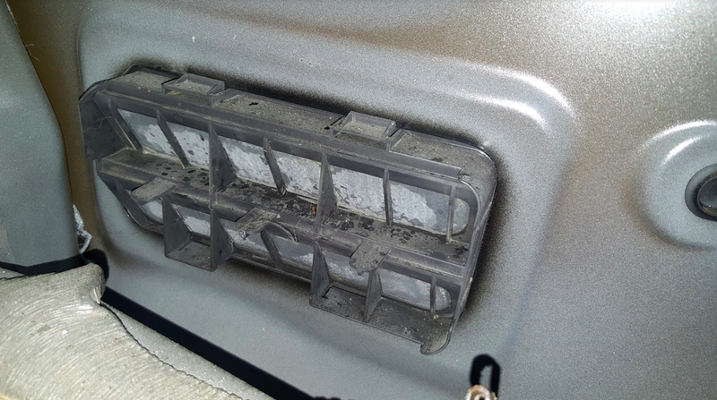 Illustration for article titled Here's What Those Secret Rubber Flaps Behind Your Rear Bumper Are For